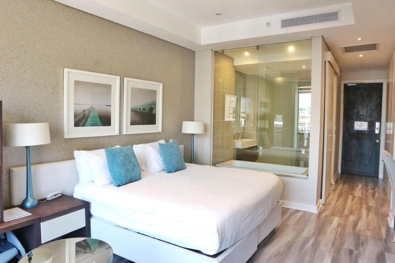 Sandton Skye Apartments ヨハネスブルグ エクステリア 写真