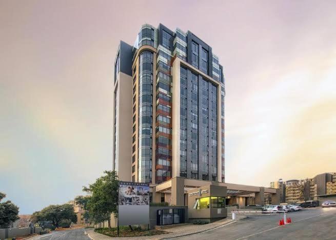 Sandton Skye Apartments ヨハネスブルグ エクステリア 写真