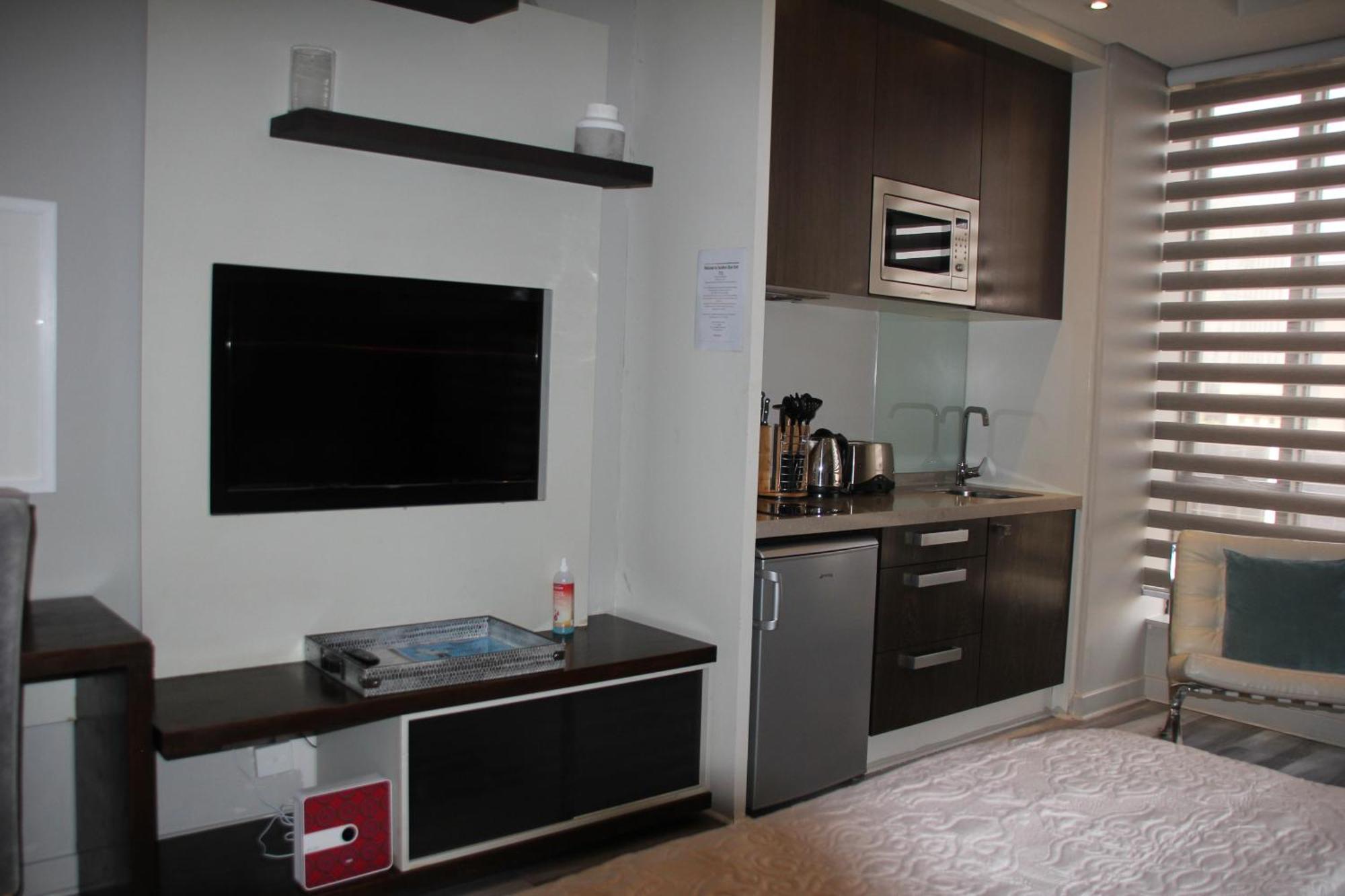 Sandton Skye Apartments ヨハネスブルグ エクステリア 写真